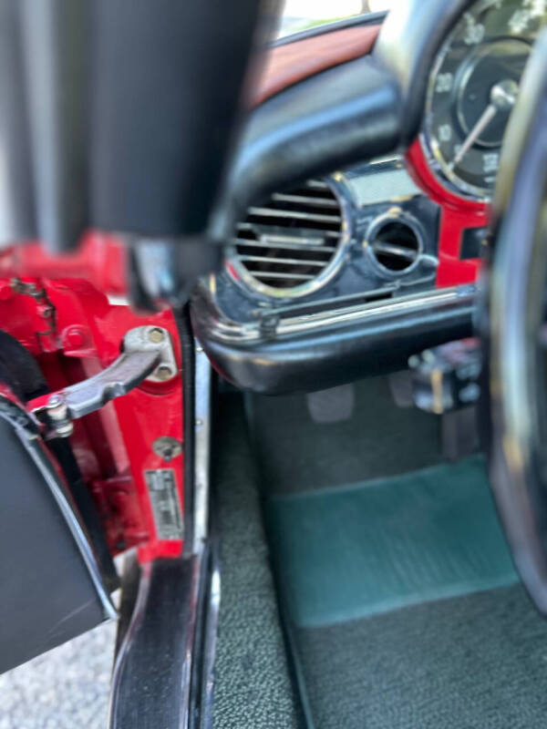 1968 Mercedes-Benz 280-Class