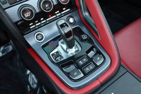 2018 Jaguar F-TYPE 340HP