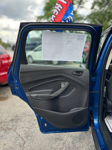 2017 Ford Escape S