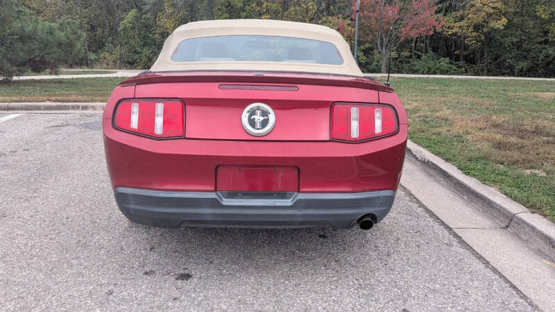 2010 Ford Mustang V6