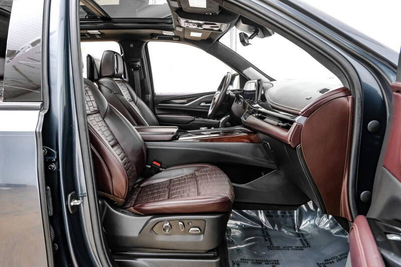 2021 Cadillac Escalade ESV Sport Platinum