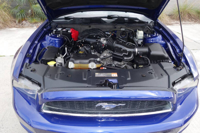 2014 Ford Mustang V6