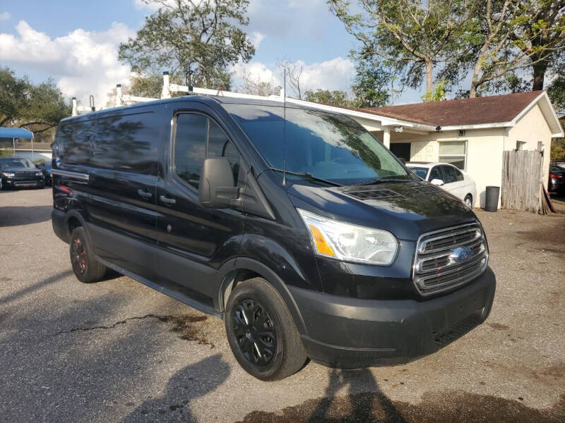 2015 Ford Transit Base