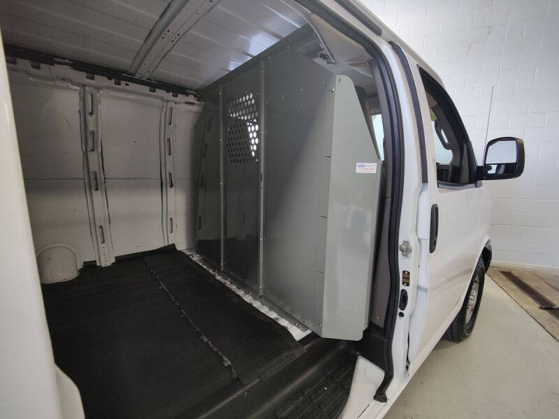 2023 Chevrolet Express 2500