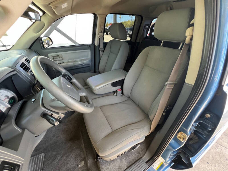 2006 Dodge Dakota SLT