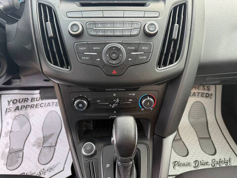 2017 Ford Focus SE