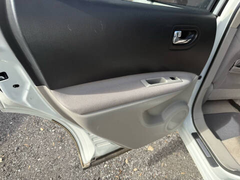 2011 Nissan Rogue SV