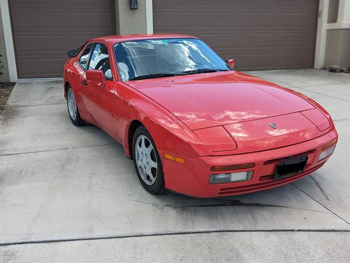 1989 Porsche 944 S2