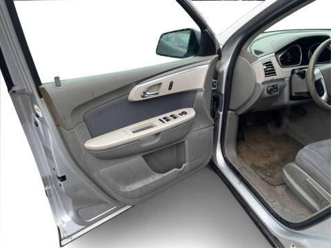 2012 Chevrolet Traverse LS