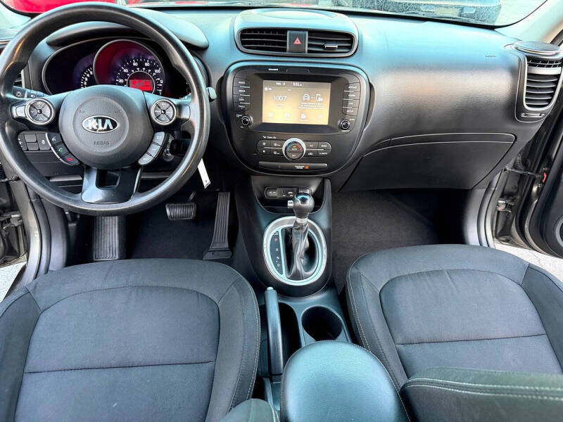 2019 Kia Soul +