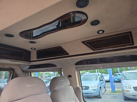 2003 Ford E-Series E-250 SD