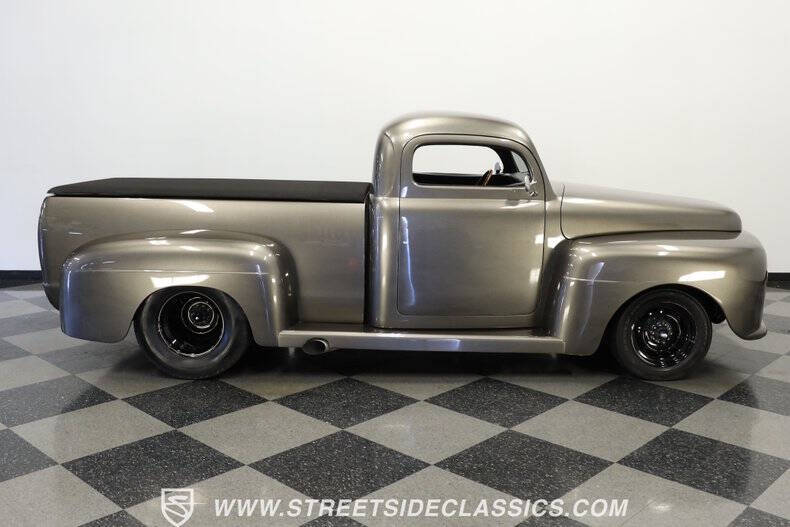 1948 Ford F-100