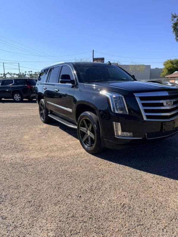 2016 Cadillac Escalade Luxury Collection