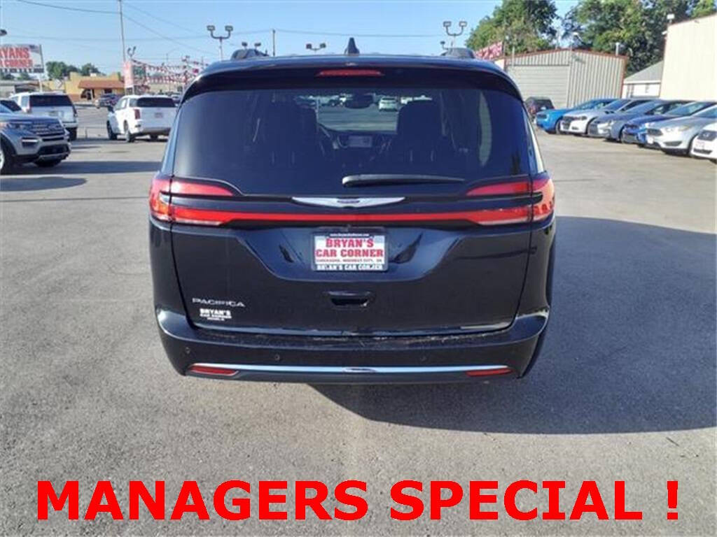 2022 Chrysler Pacifica for sale at Bryans Car Corner 2 in Midwest City, OK