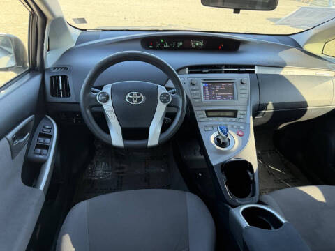 2014 Toyota Prius Plug-in Hybrid