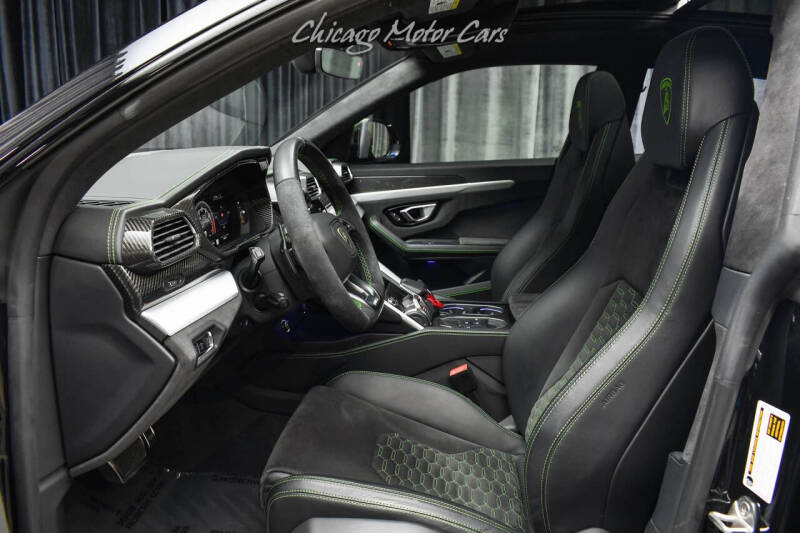 2020 Lamborghini Urus