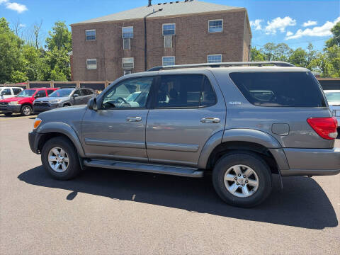 2005 Toyota Sequoia SR5
