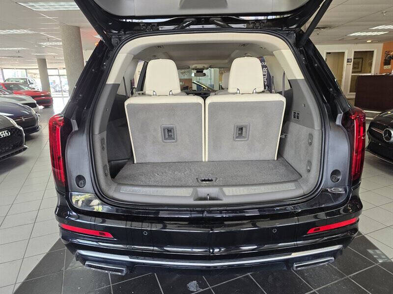 2020 Cadillac XT6 Premium Luxury