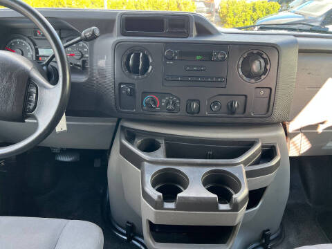 2013 Ford E-Series