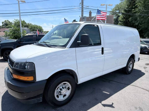 2021 Chevrolet Express 2500