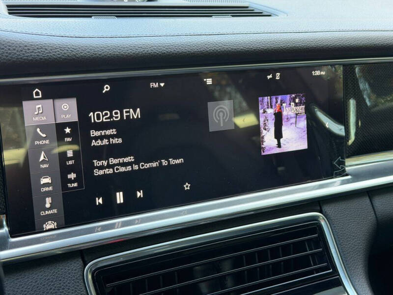 2017 Porsche Panamera 4