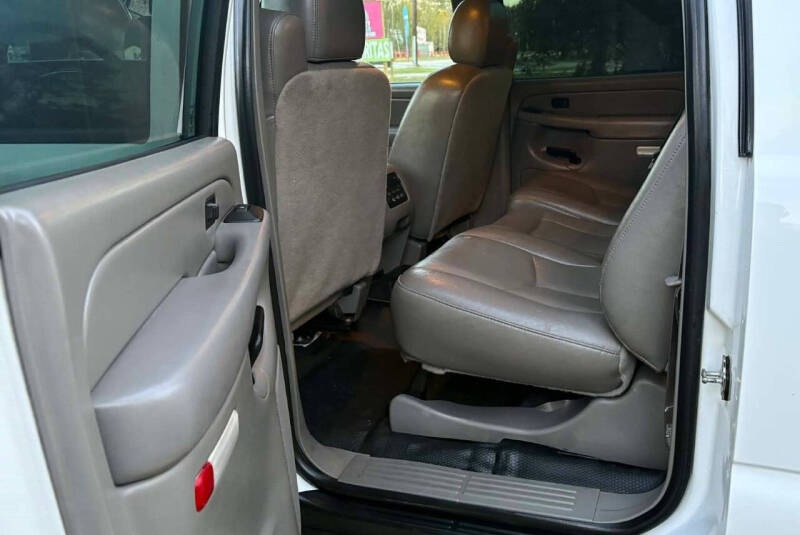 2005 Chevrolet Suburban 1500 LS