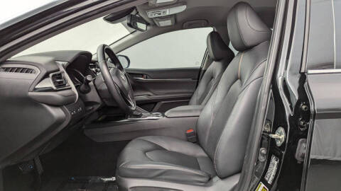 2020 Toyota Camry Hybrid XLE