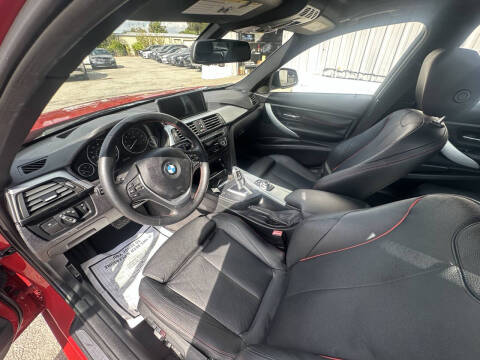 2012 BMW 3 Series 328i