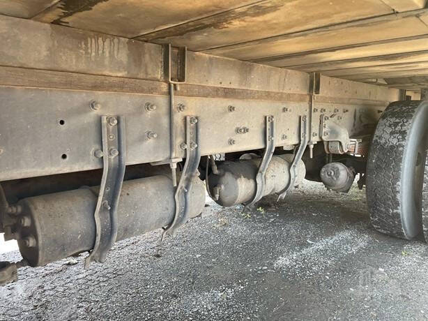 2017 Freightliner Business class M2