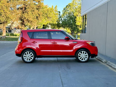 2019 Kia Soul +