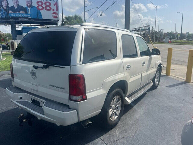 2002 CADILLAC Escalade SUV / Crossover - $5,995