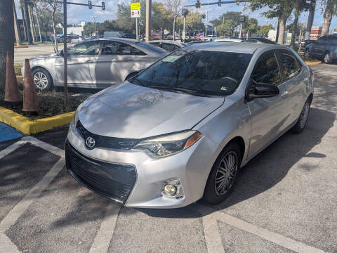 2015 Toyota Corolla LE