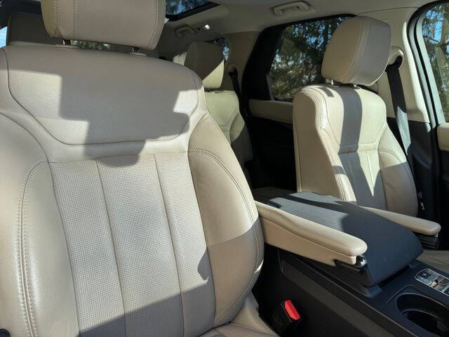 2018 Land Rover Discovery SE