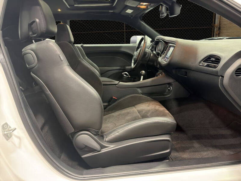 2018 Dodge Challenger R/T Plus Shaker