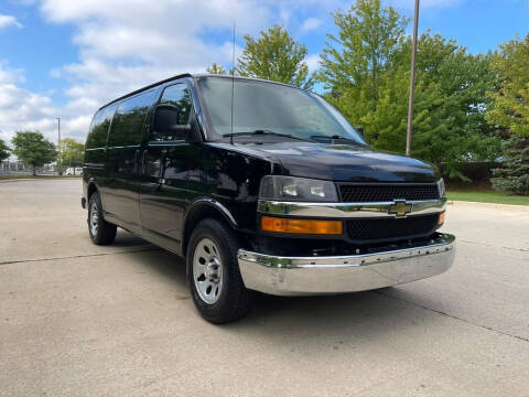 2014 Chevrolet Express for sale at Western Star Auto Sales in Chicago IL