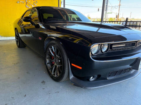 2015 Dodge Challenger SRT 392