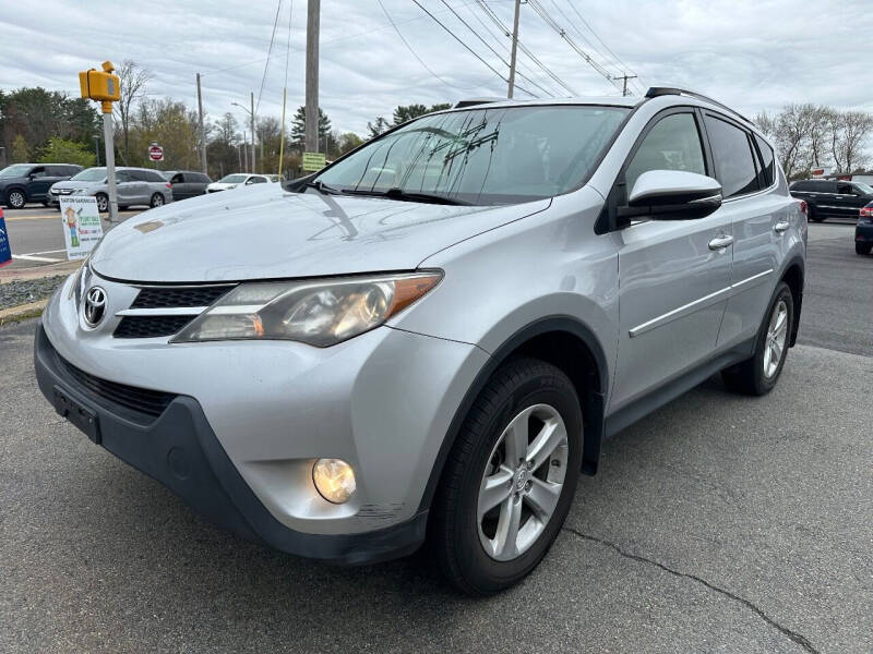 Toyota RAV4's photo