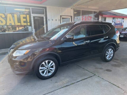 2015 Nissan Rogue for sale at Car Country in Victoria TX