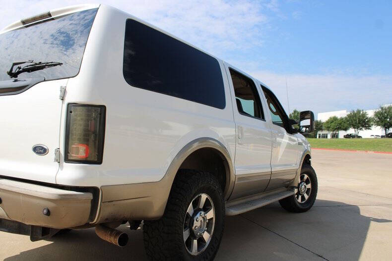 2005 Ford Excursion Eddie Bauer