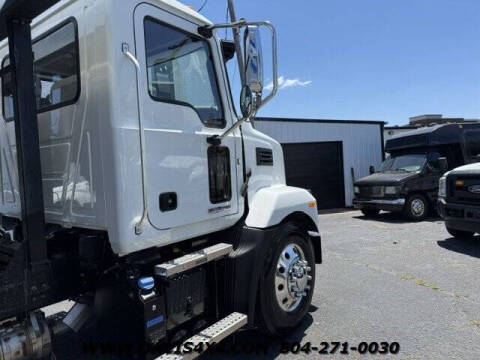 2022 Mack MD6