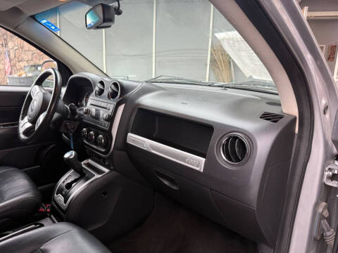 2016 Jeep Compass Latitude