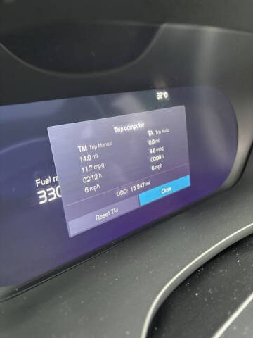 2025 Volvo XC60 B5 Plus Dark Theme