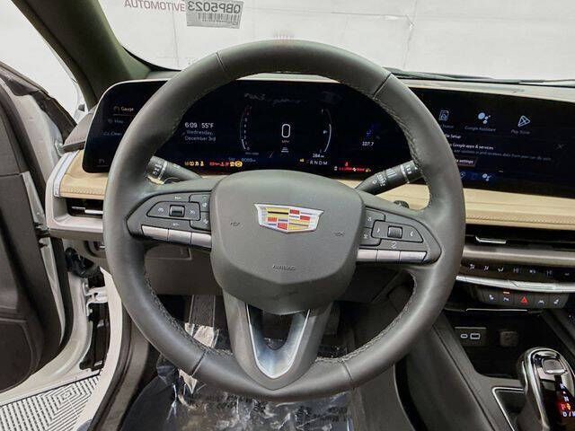 2024 Cadillac XT4 Luxury