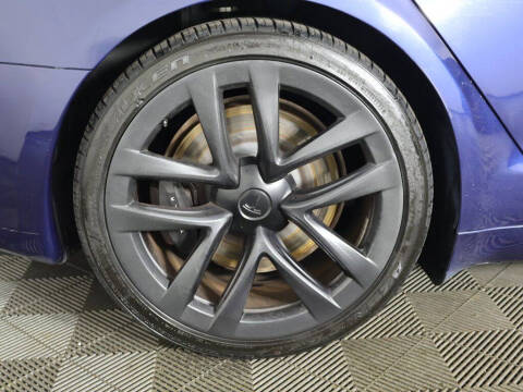 2023 Tesla Model S Plaid