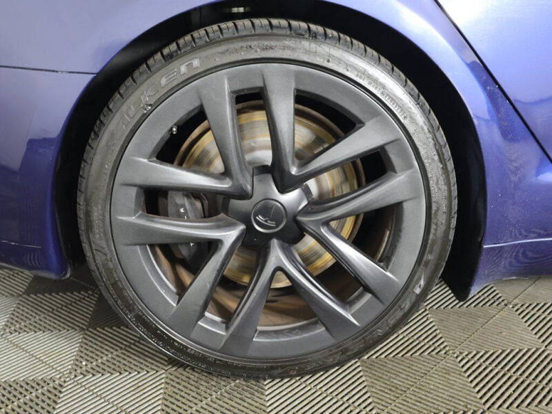 2023 Tesla Model S Plaid
