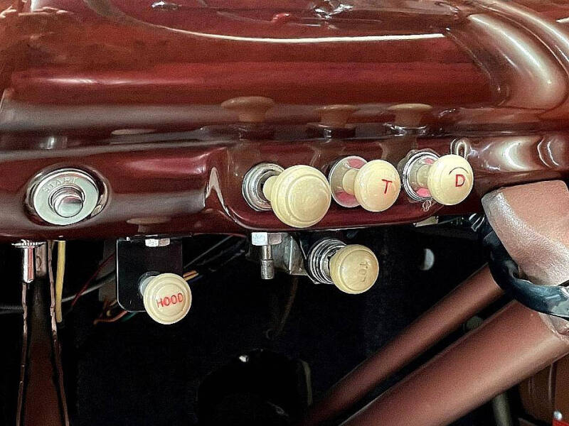 1941 Ford Super Deluxe