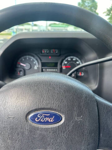 2011 Ford E-Series E-250