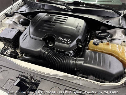 2012 Chrysler 300 S V6