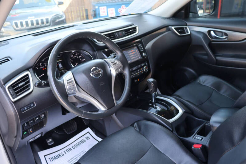 2016 Nissan Rogue SL
