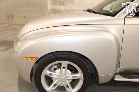 2004 Chevrolet SSR LS